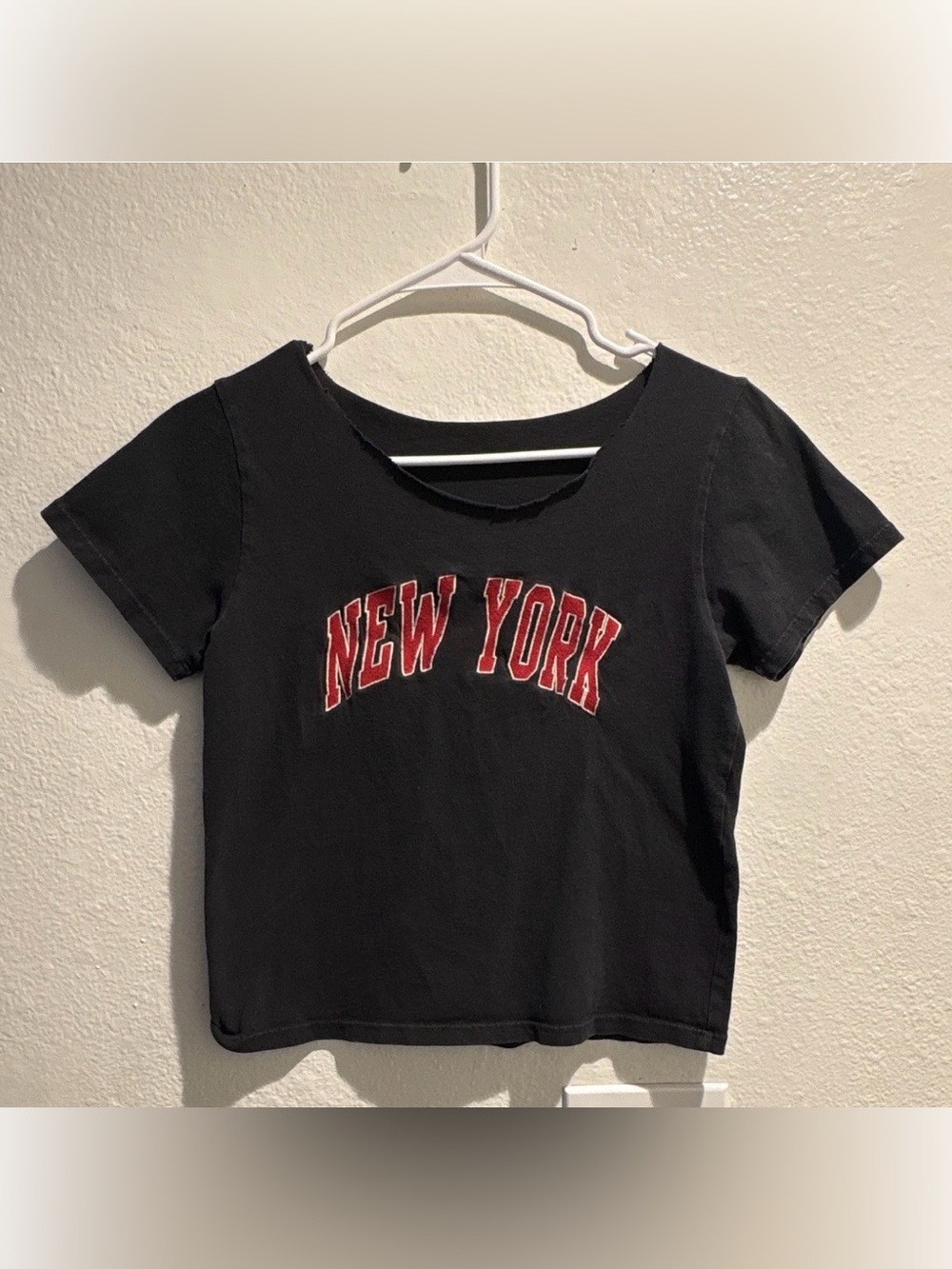 Brandy Melville John Galt NEW YORK Graphic Baby Tee Faded Black Crop Top XS